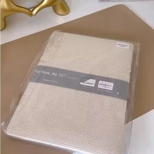 NWT Basket Cream Laptop Sleeve for 13-inch MacBook Air